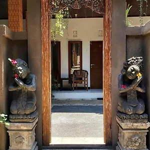  Guest house Genta House