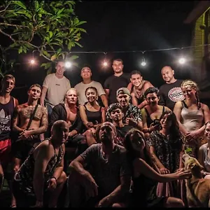  Hostel Da Housetel Kuta