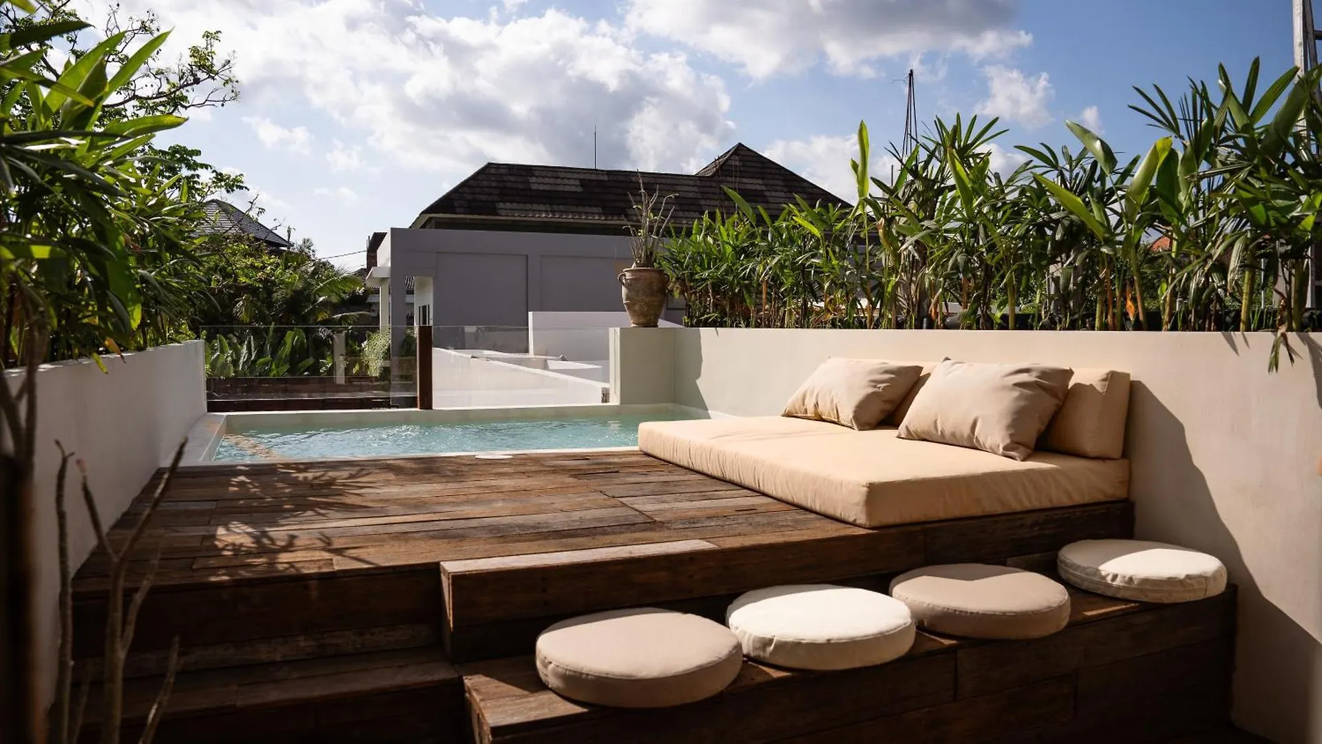 Maison Matahari Kuta  Kuta (Bali)